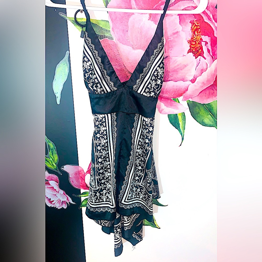 PLASTIC BRAND🩶Silky, Satin Flowy Camisole